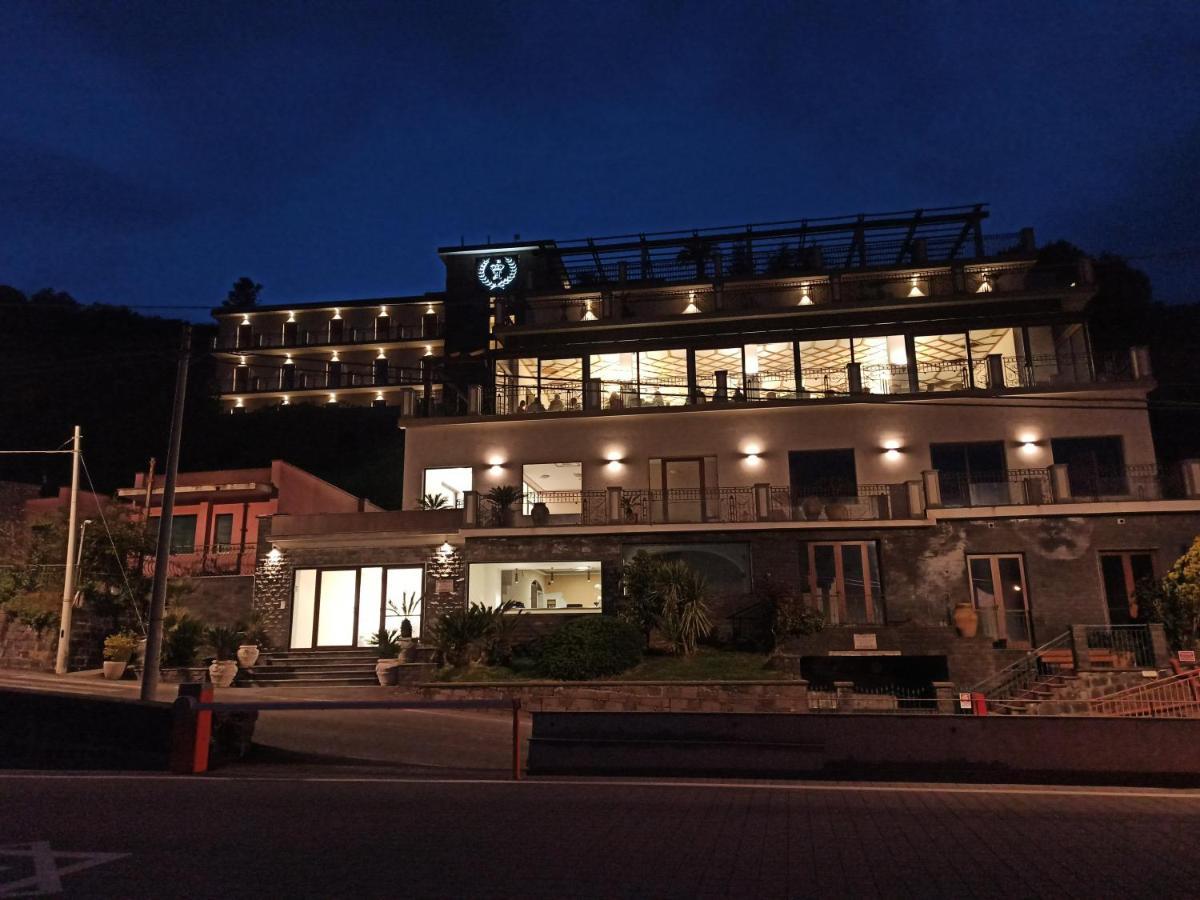 Hotel Primavera Dell'Etna Zafferana Etnea Exterior foto
