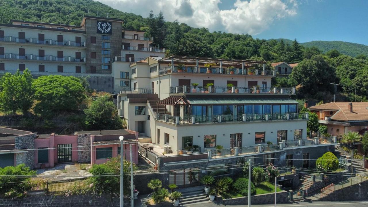 Hotel Primavera Dell'Etna Zafferana Etnea Exterior foto