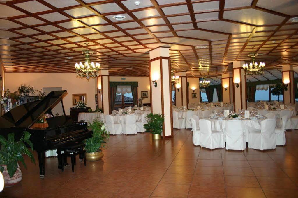 Hotel Primavera Dell'Etna Zafferana Etnea Exterior foto